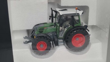 Fendt 211 Vario
