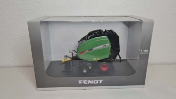 Fendt 5200V ronde balenpers Universal Hobbies