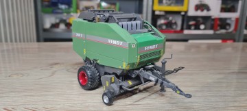 Fendt 2900V ronde balen pers