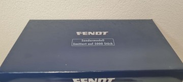 Fendt 828 Tannengrün Wiking