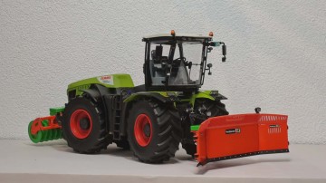 Claas Xerion 4500 Wiking
