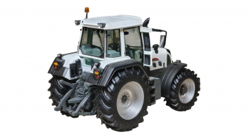fendt 820 white