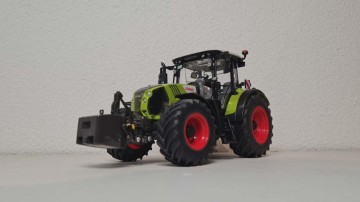 Claas Arion 630