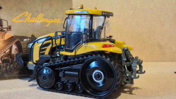 Challenger MT775E Usk