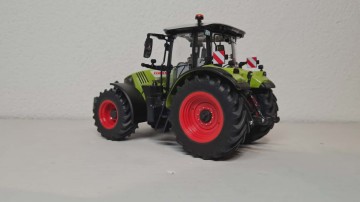 Claas Arion 630