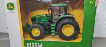 John Deere 6195M Britains
