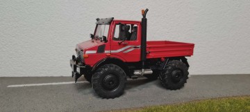 Unimog U1600 Rood Schuco