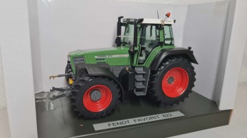 Fendt Favorit 822 Weise Toys "Eerste Uitgave"