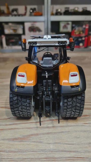 571a30d0 55d8 458b aee9 f007b6314001