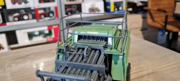 Fendt 12130N Universal Hobbies.