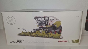 CLAAS JAGUAR 990 TERRA TRAC + ORBIS 900 with transport protection