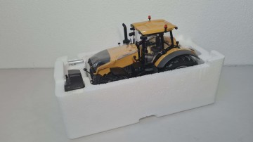 Challenger 1050 (Fendt USA Edition)