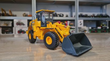 916b9b3f 3380 4580 9057 2543054eb63a