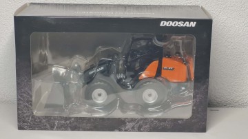 Doosan DL85