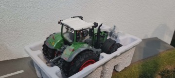 Fendt 726 Row Crop tires