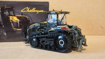 Challenger MT875E Field Python
