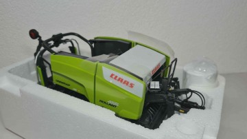 Claas Rollant 455 Dealer edition