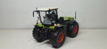 Claas Xerion 5000 Wiking Dealer Box