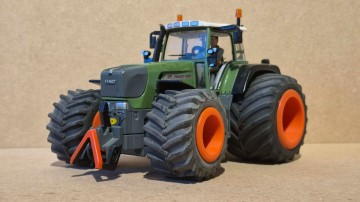 Fendt 926 Vario Siku verbouwd
