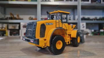 Ceee93de e1a1 4fa3 b553 75b33d8a4aa6