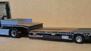 Nooteboom semi lowloader met houten vloerdelen anthracite