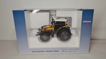 Fendt 211 Vario Gold Edition der 100.000 Vario