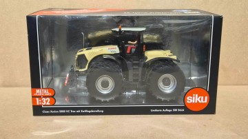 CLAAS XERION 5000 VC TRAC mit Zwillingsbereifung