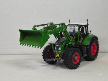 Fendt Vario 722 Universal Hobbies