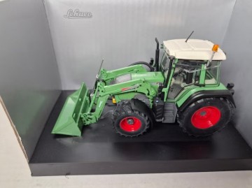 Fendt Vario 313 met voorlader 