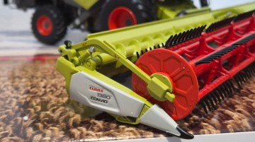 Claas Lexion 8800 Marge Models.