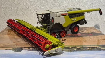 Claas Lexion 8900 TT Marge Models limited edition 2000 stuks