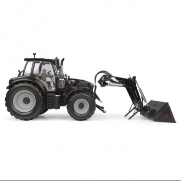 Deutz-Fahr 6150.4 TTV + Stoll F43.27 Voorlader Warrior limited edition