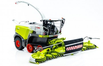 CLAAS JAGUAR 990 TERRA TRAC + ORBIS 900 with transport protection