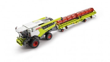 CLAAS LEXION 8600 with dual tyres + CONVIO 1380 North America edition