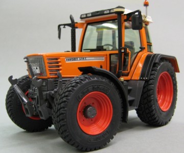 Fendt Favorit 514C Kommunal Weise Toys